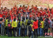 开云体育中国官网-中欧足球队获得胜利，挺进决赛