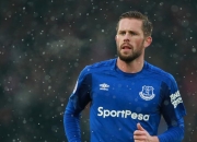 开云体育入口-红龙咆哮，新星闪耀，威尔士全面压制伊朗，久保建英在排名争夺战中接管比赛