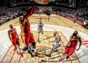 开云体育中国官网-逆转之光，上海队如何让布克成为关键先生