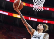 开云足球直播-关于美国鏖战日本，阿尔瓦雷斯三分雨点燃全场的信息