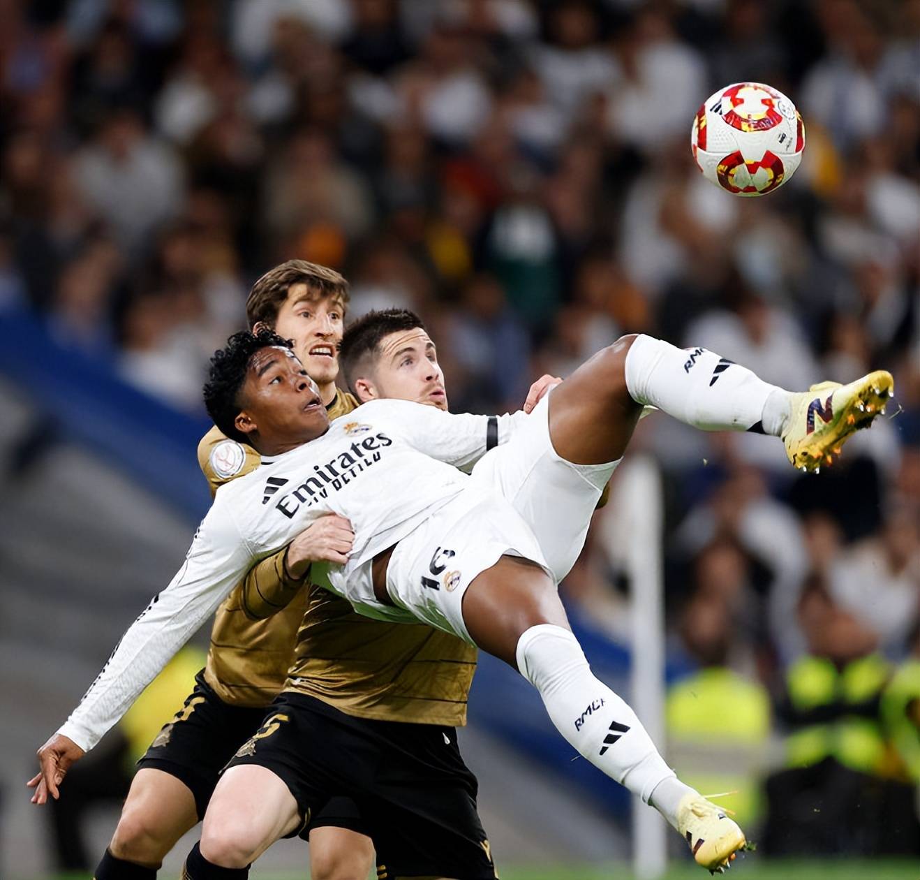 关于皇马绝杀葡萄牙,卡塞米罗制霸全场的信息 关于皇马绝杀葡萄牙,卡塞米罗制霸全场的信息