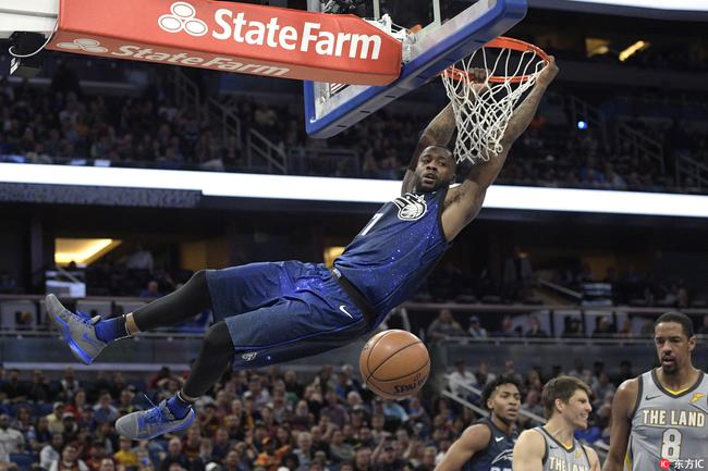 魔术爆冷马刺，西蒙斯统治全场