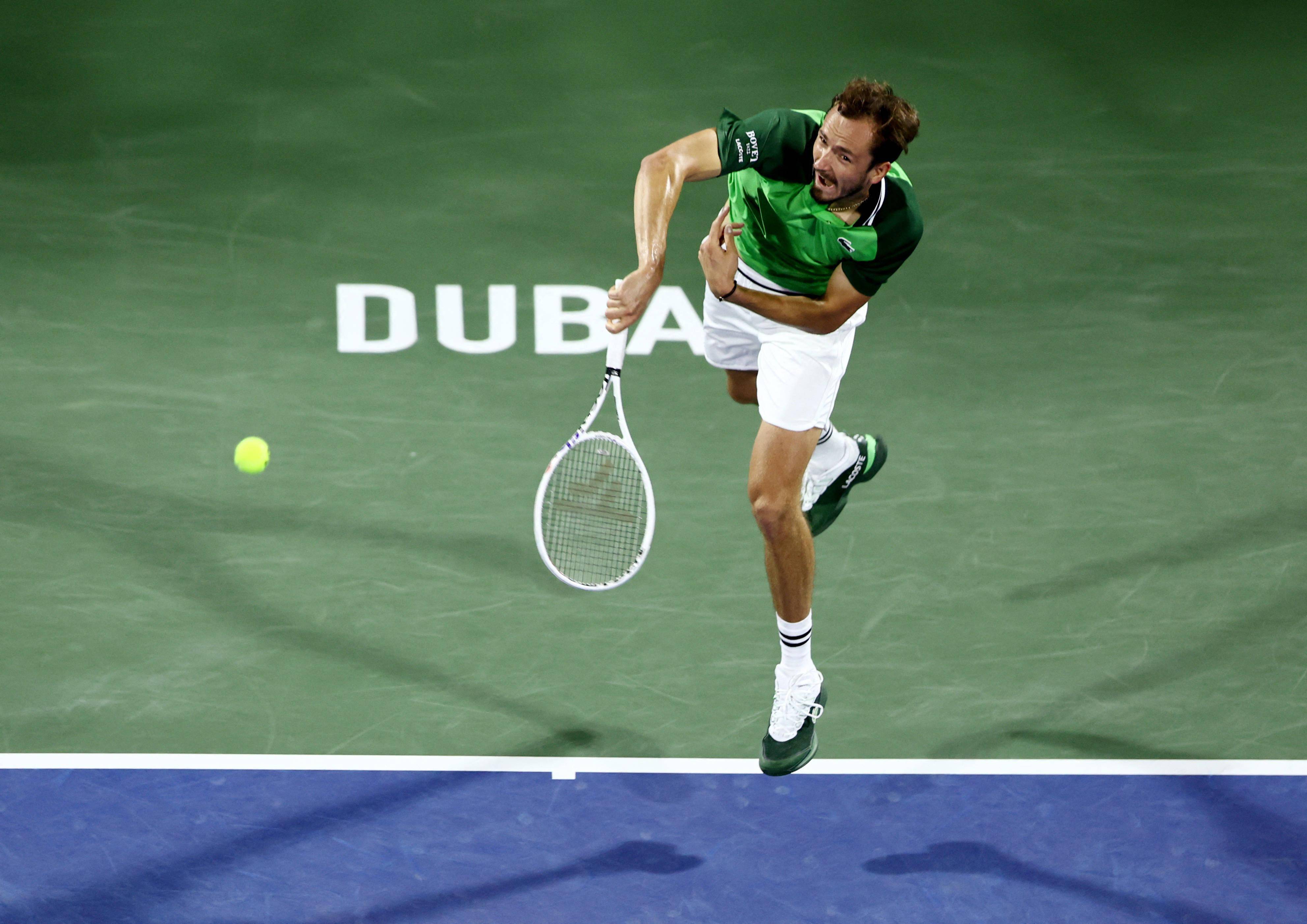 包含法网完胜蒙特卡洛大师赛，梅德韦杰夫点燃赛场的词条