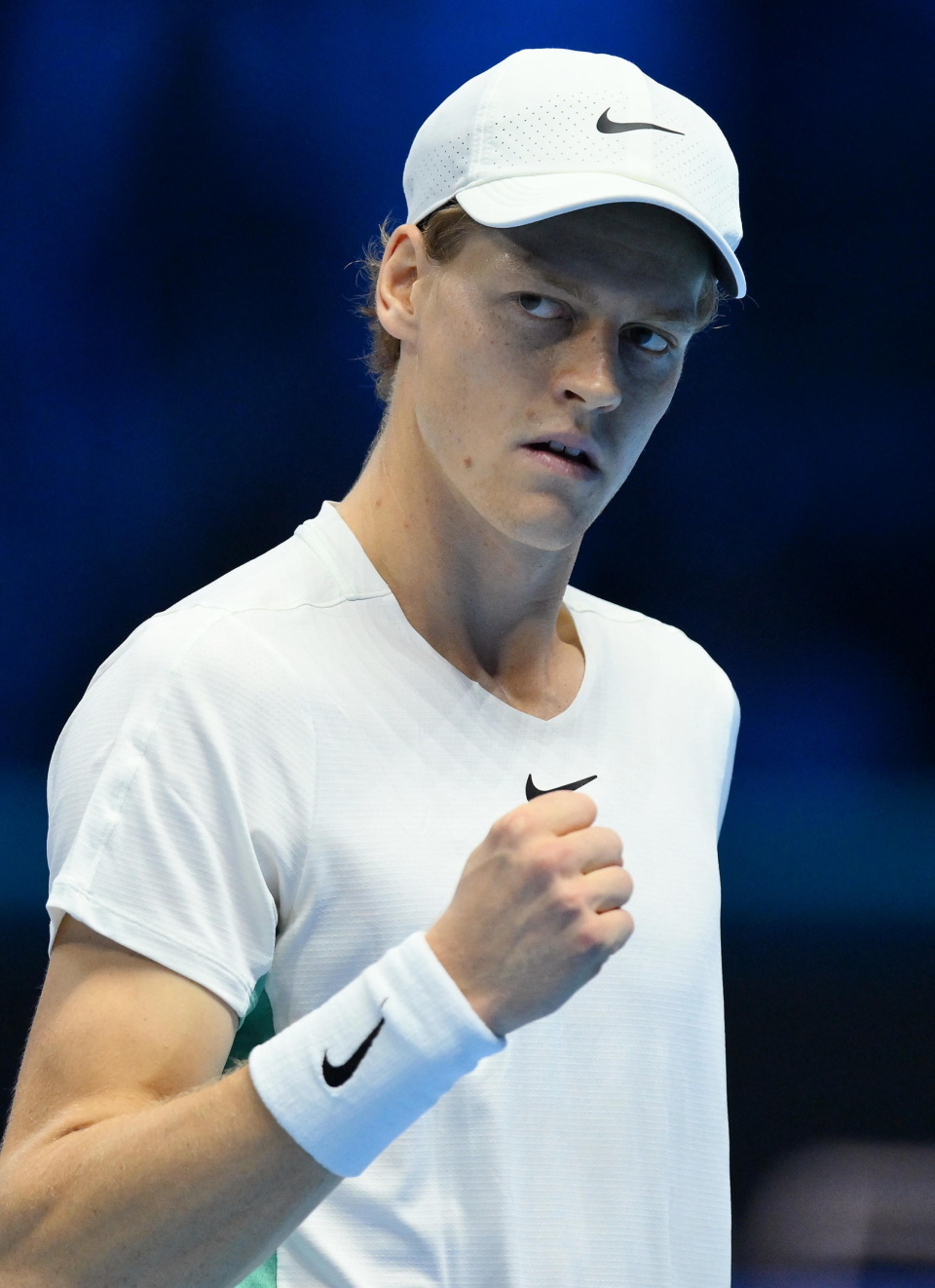 包含ATP总决赛逆转拉沃尔杯，穆雷关键制胜的词条