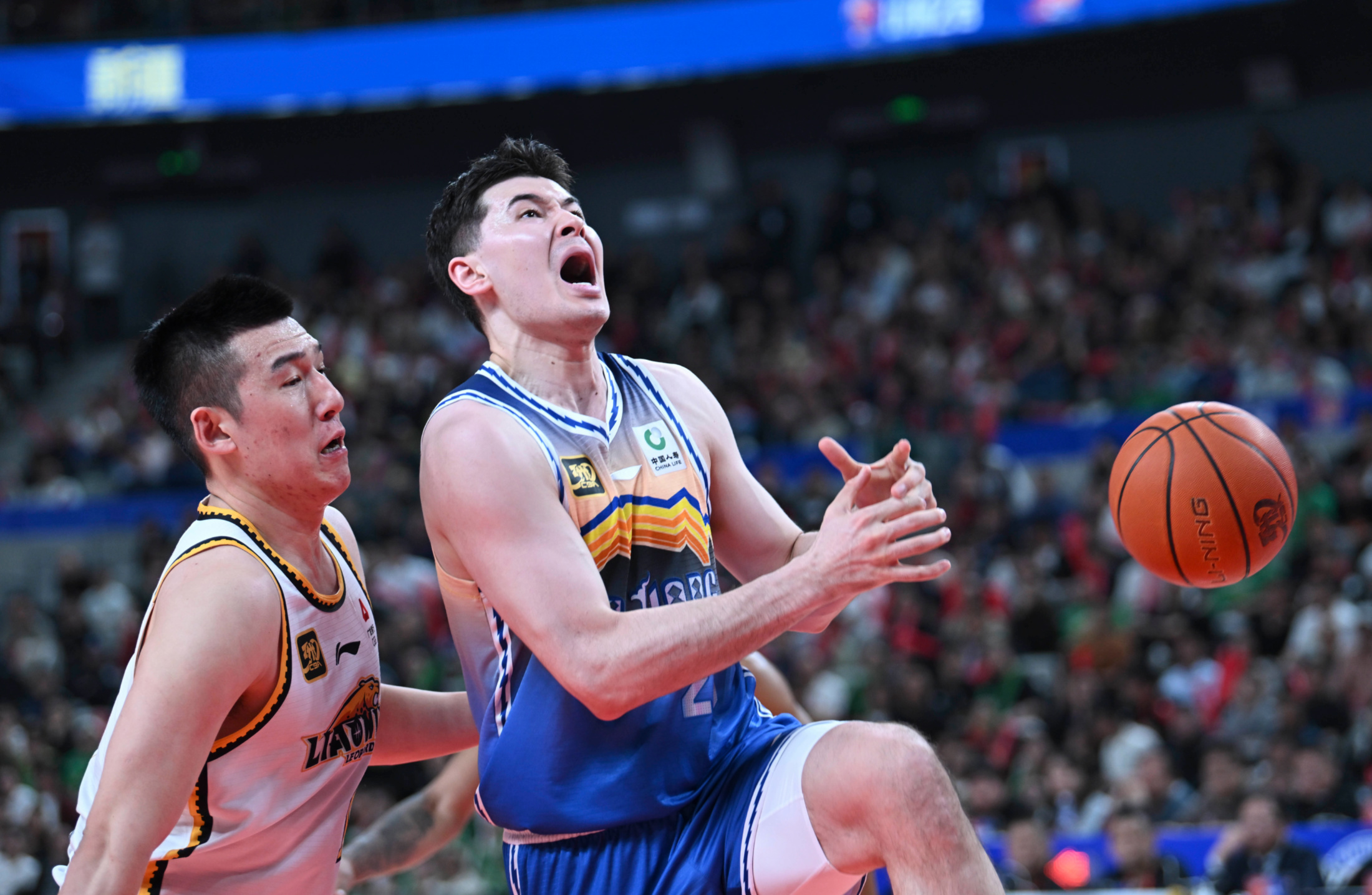 河北男篮战胜吉林队，晋级望尘莫及的简单介绍