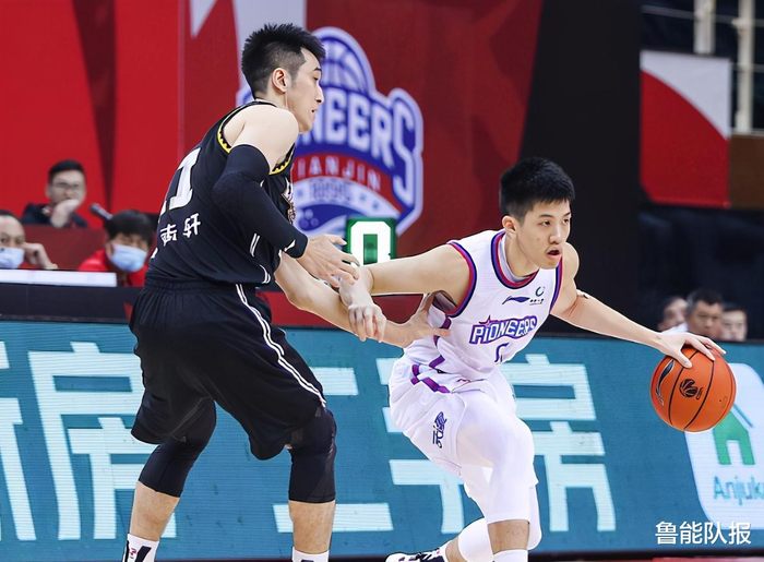 夺冠大热队迎来连胜!广州恒大继续领跑 夺冠大热队迎来连胜!广州恒大继续领跑