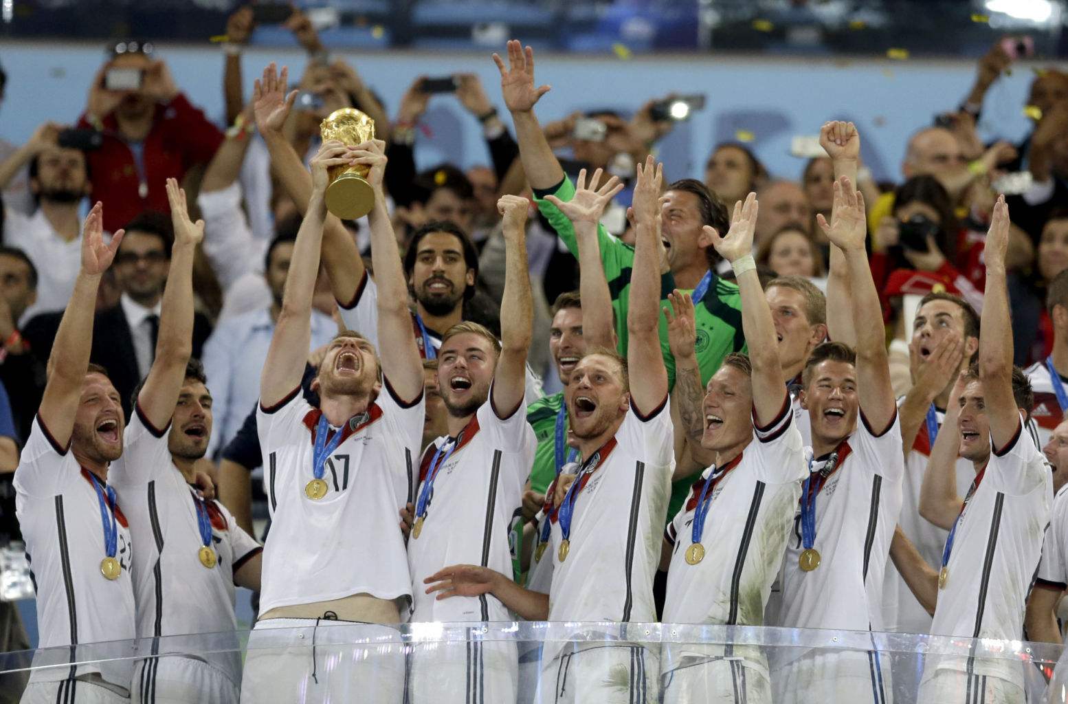 马来西亚队力克德国队，黄鸭组合带队取胜的简单介绍