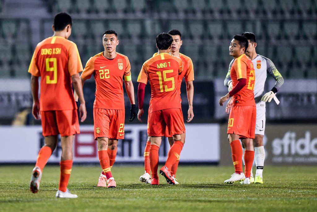 对手队长遭重伤，或将无缘关键比赛