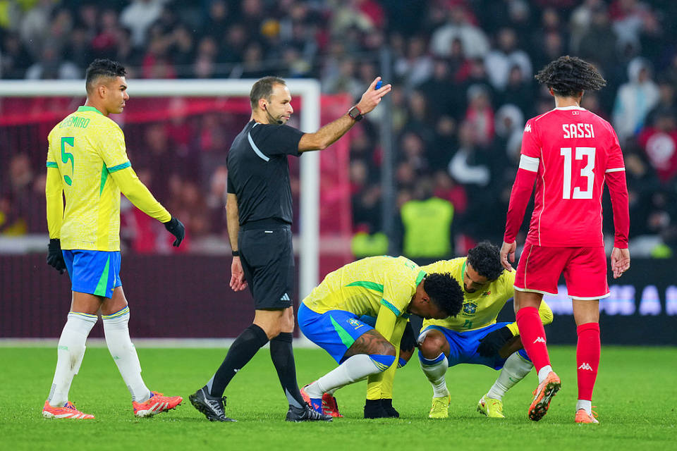 皇马再次失分,球队遭遇困境 皇马再次失分,球队遭遇困境