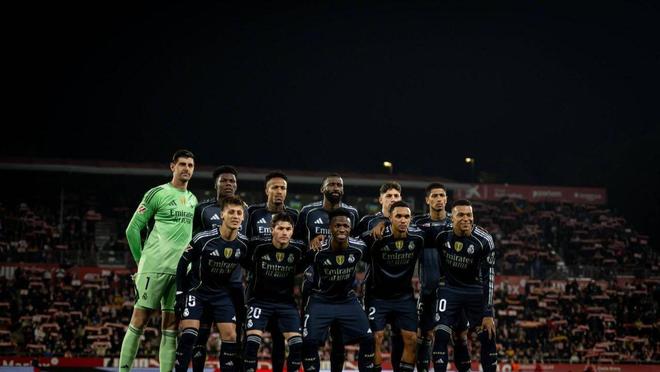 皇马再次失分,球队遭遇困境 皇马再次失分,球队遭遇困境