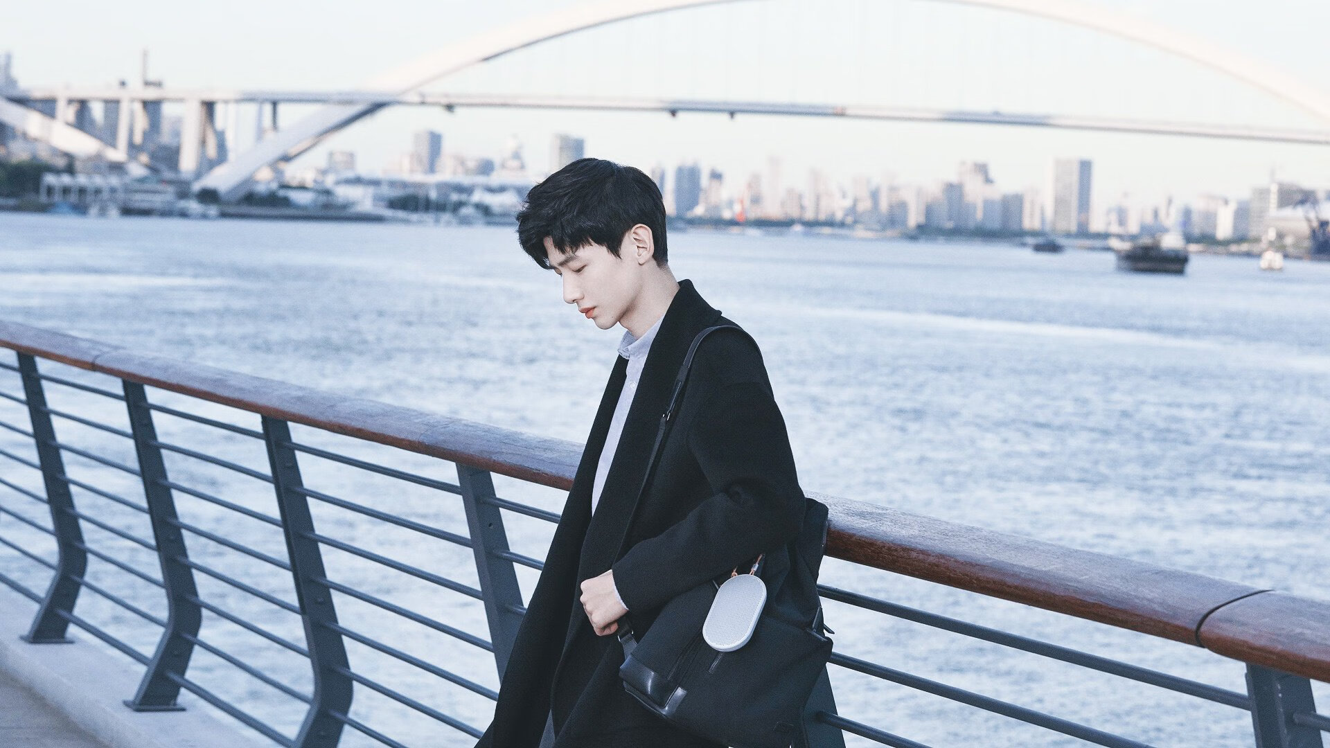 爱德华兹扛起全队,勇士制霸骑士,新时代的篮球交响曲