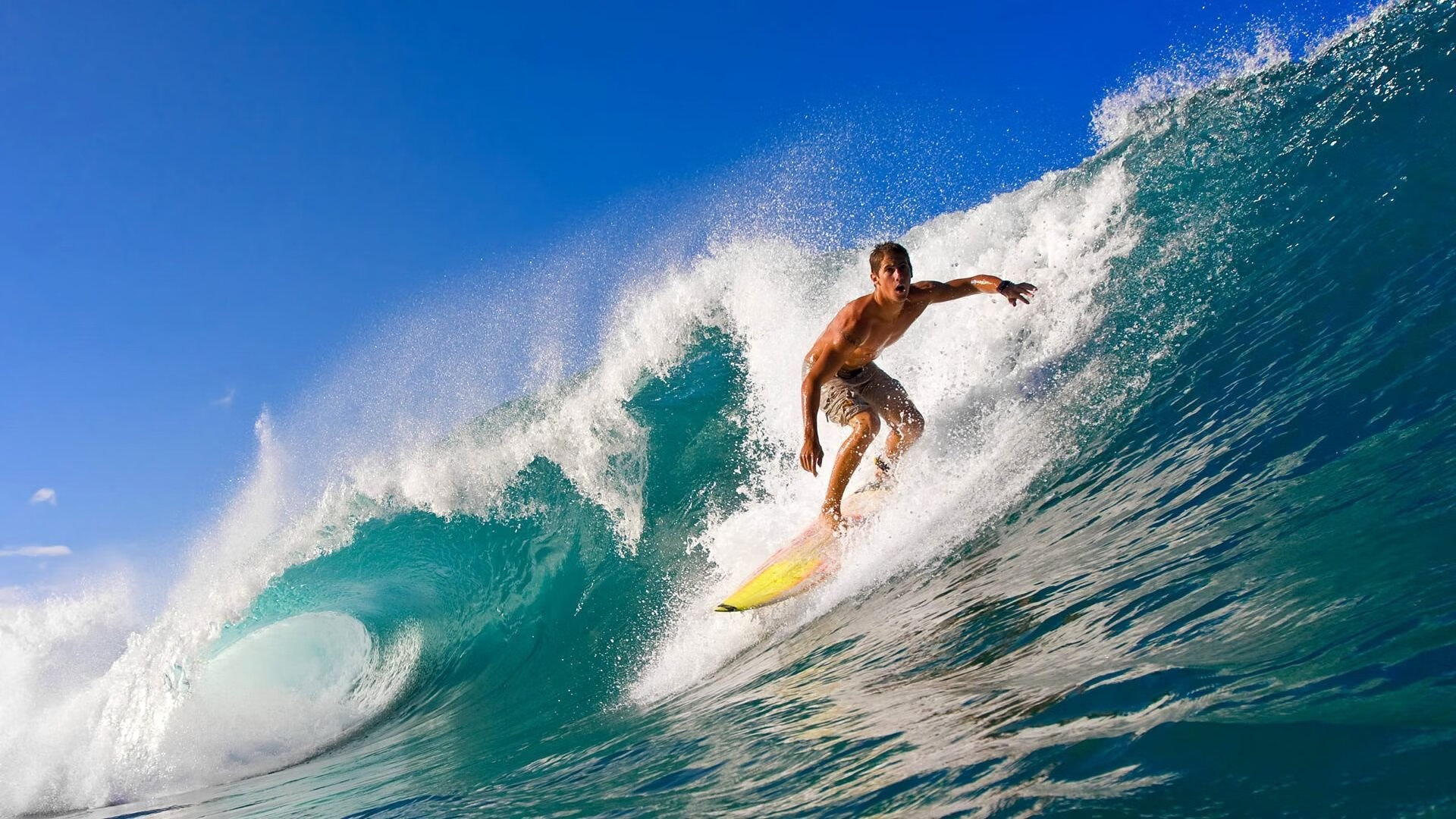 意甲焦点战之夜，伊萨克全程高能输出，诠释现代前锋的完美定义