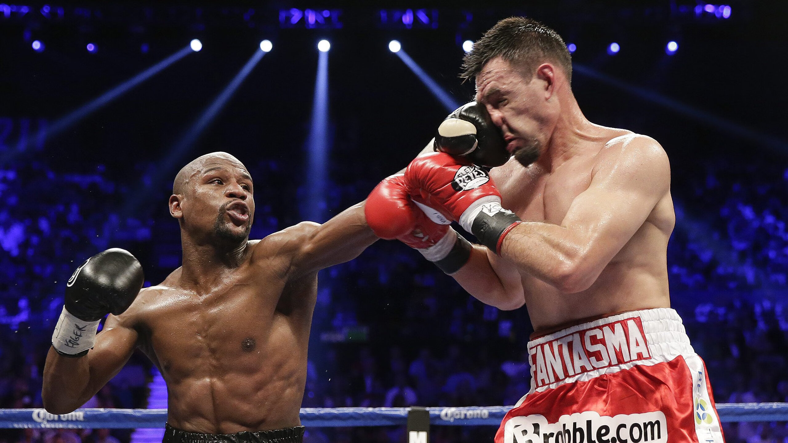 赛道与球场，当詹姆斯驶入北京队的生死战场